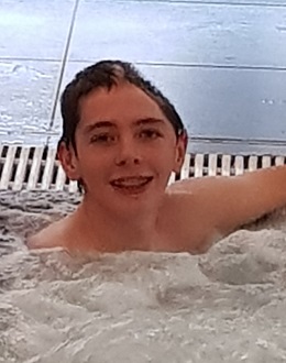 Haydn_in_pool