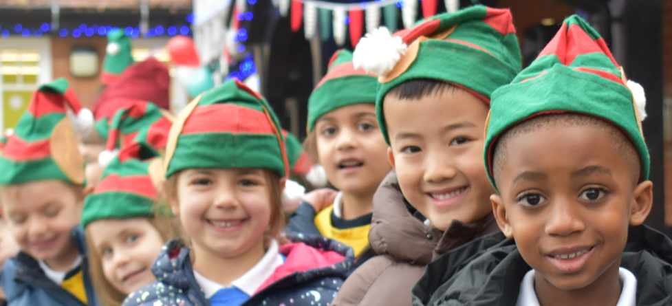 Children taking part in the 2022 Elf Run