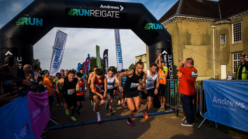 Runners on the start line of Run Reigate